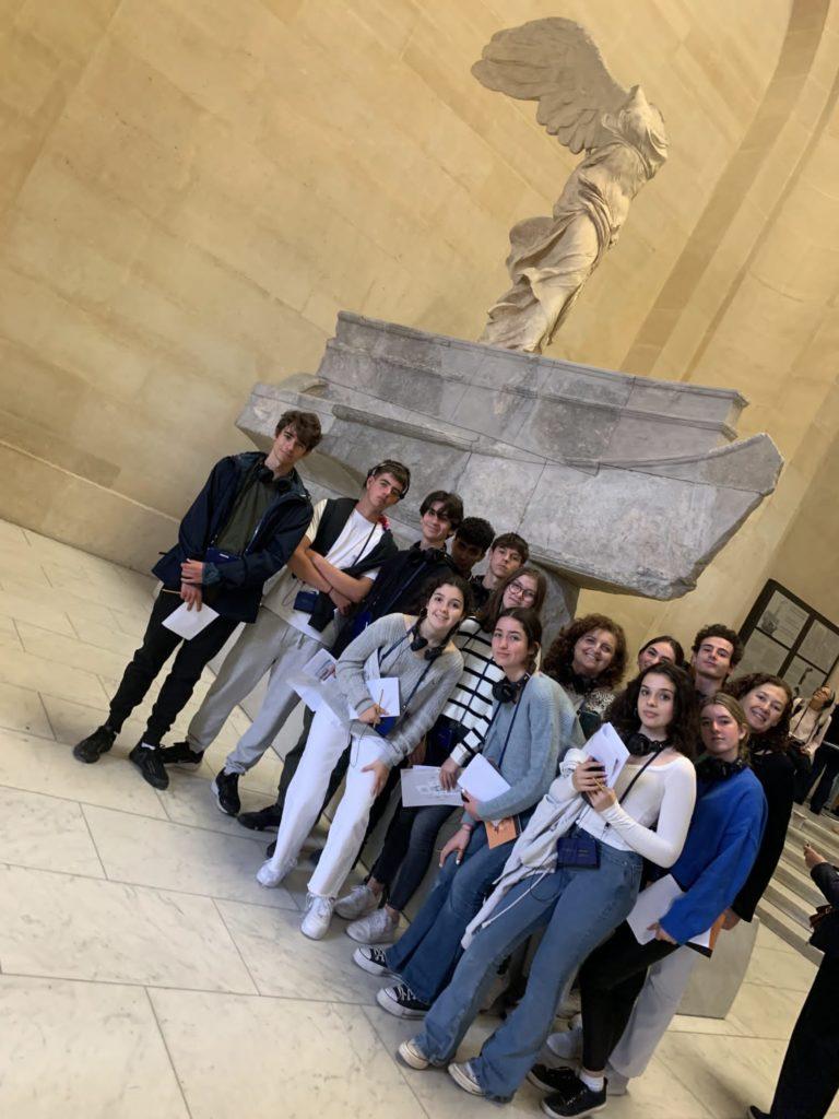 El grupo del ASV en el Museo del Louvre